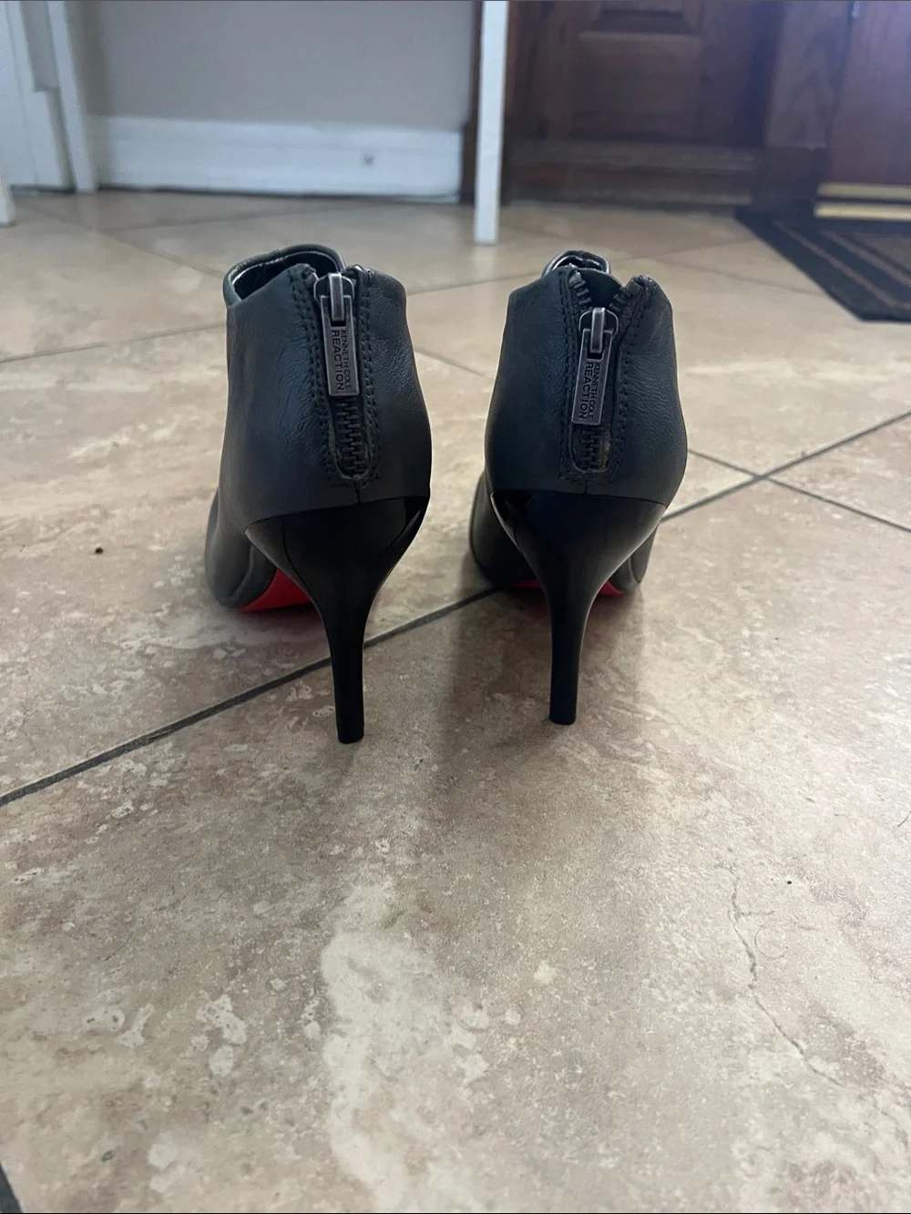 Kenneth Cole Reaction Black Leather Ankle Booties